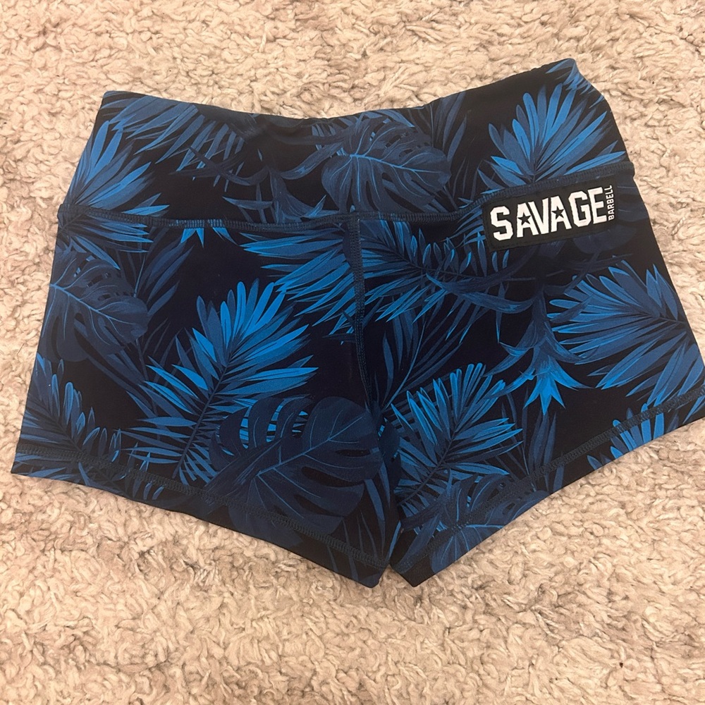 Savage Barbell Booty Shorts size small